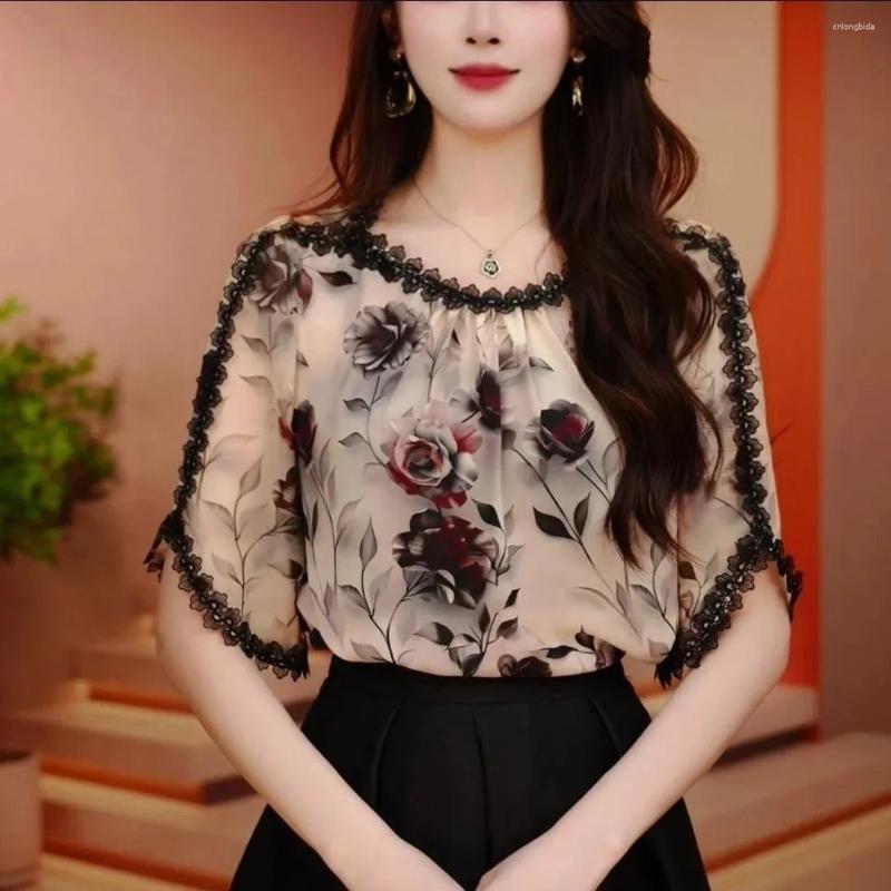 Womens Blouses Elegant Fashionable Versatile Lace Short Sleeve Shirt 2025 Summer Loose Fit Slimming Stylish Small Top Floral Edge Design