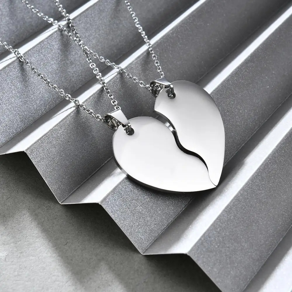 Customize Mens Couple Necklace Love Heart Stitching Pendant Puzzle Matching Two Halves for Lovers Memorial Day Gift 250117