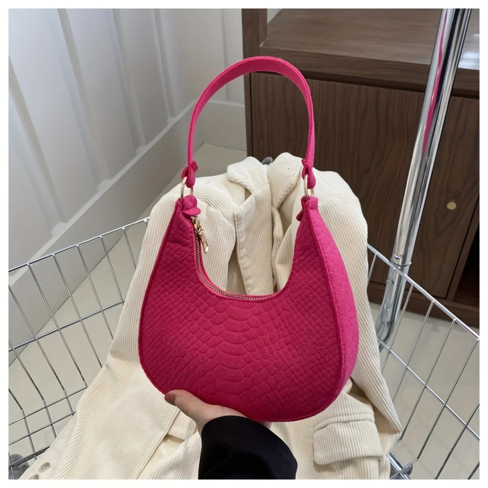 Ship from US Casual Hobo Shoulder Bag Vintage Crescent Armpit Fashionable Daily Handbag Unique n 250227FBB