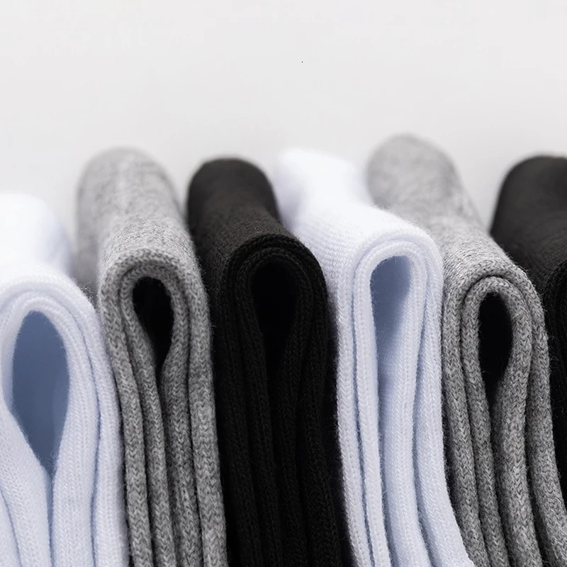 20 pairsbatch mens business breathable cotton socks solid color black and white casual simple sports net short 250227