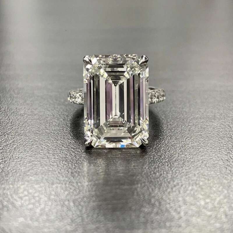 100% Sterg Sier Created Emerald cut 4ct Dia Wedding Engagement tail Women Rings Fine Jewelry wholesale