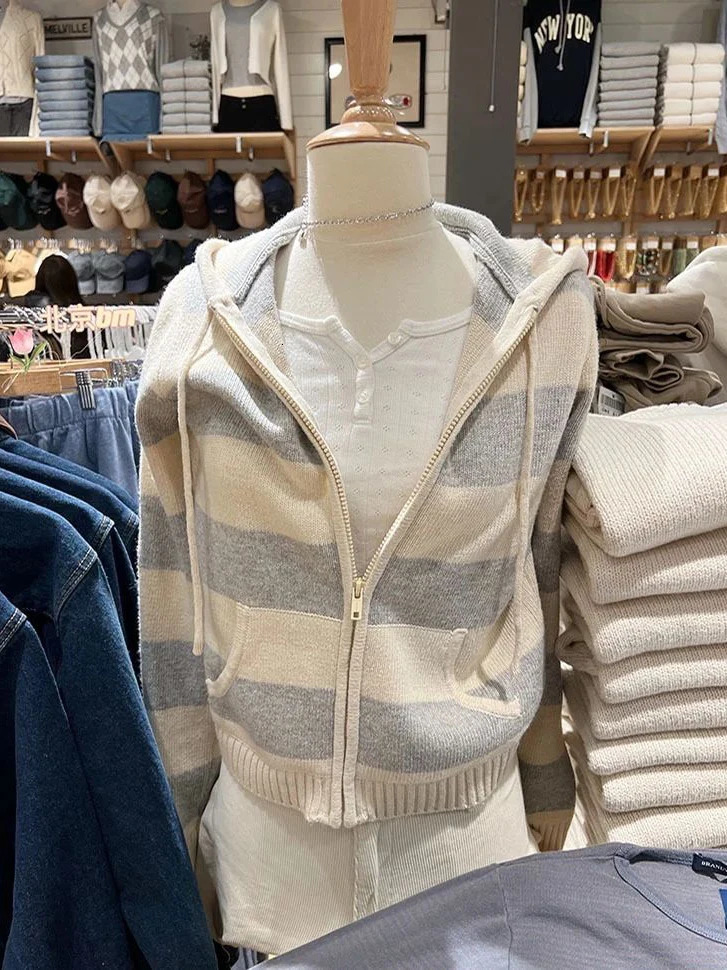 Striped Knitted Cropped Sweater Cardigan Women Autumn Long Sleeve Hooded Zipper Short Streetwear Knitwear Sweaters Y2K Crop Tops 250225
