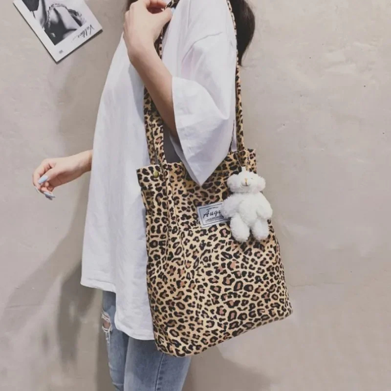 Korean Chic Big Casual Tote Bag Leopard Shoulder Ladies Canvas Shopping Student Print Handbag Womens 250221