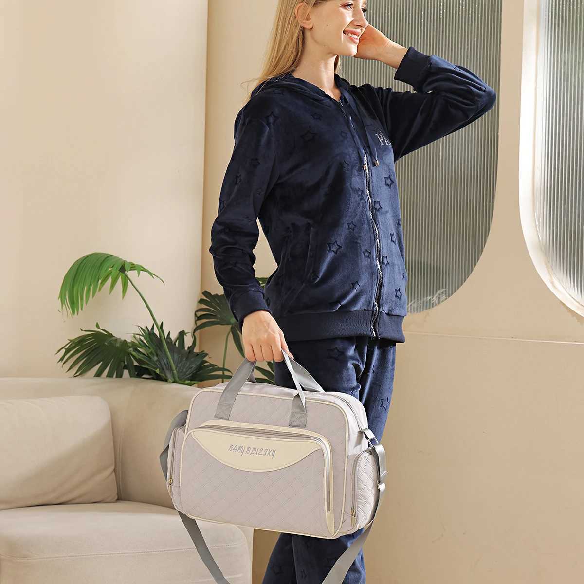 Diaper Bags Fashionable multifunctional single shoulder mother bag sewing embryo large capacity cross body mother bag handheld diaper Y250227W6P4