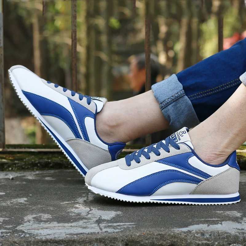 2023 Marathon Running Shoes for Men Super Lightweight Walking Jogging Sport Sneakers Athletic zapatillas Trainers 39-44 Z250227