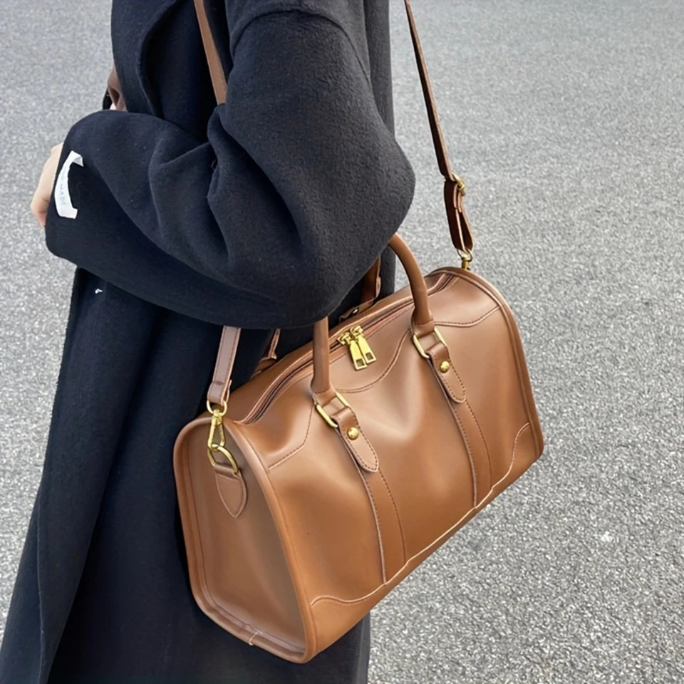 Ship from US Elegant Vintage Boston Bag Chic PU Leather with Removable Strap Secure Zip Perfect for Womens Daily Style and Travel w250227FBB