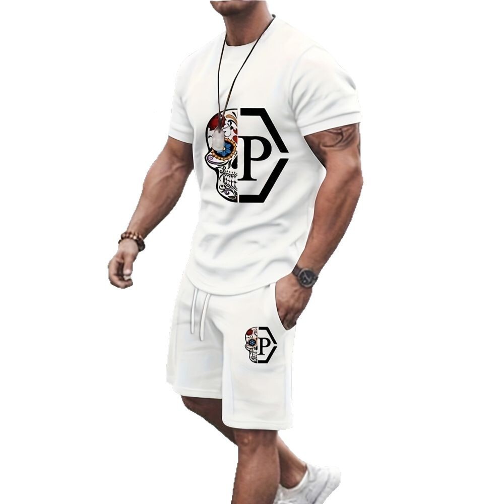 Designer Free Shipping Summer Hot Selling New Fashionable And Creative Men's Short Sleeved T-shirt Shorts