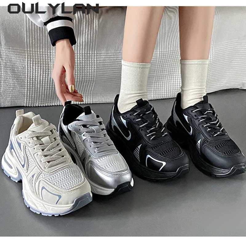 2024 Womens Luxary Chunky Sneakers Female Sports Running Shoes Thick Sole Shoes Spring Casual Ladies Fitness Vulcanize Shoes Z250227