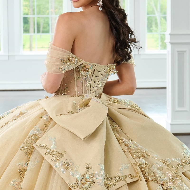 Champagne Shiny Quinceanera Dresses Ball Gown Off The Shoulder Sequin Applique Lace Beadis Bow Tull Party Birthday Sweet 16 Vestidos 15 Anos