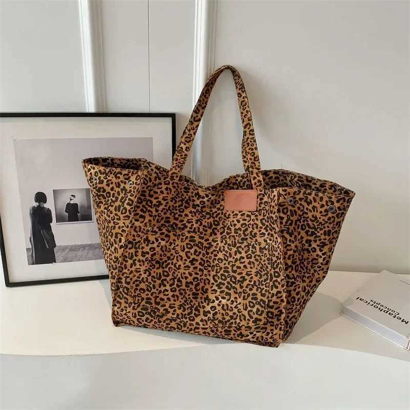 Oversized Leopard Prints Shoulder Bags for Women Deformable Canvas Large Capacity Shopping Totes 2024 Winter New Luxury HandbagsXJ250227