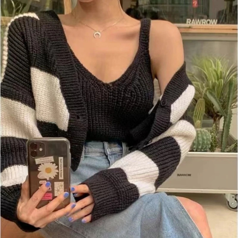 2024 Fashion Autumn Two Piece Women Sweater Stripe Long Sleeve Cardigan Crop Knitwaers Winter Loose Casual Knitted Short Tops 250225