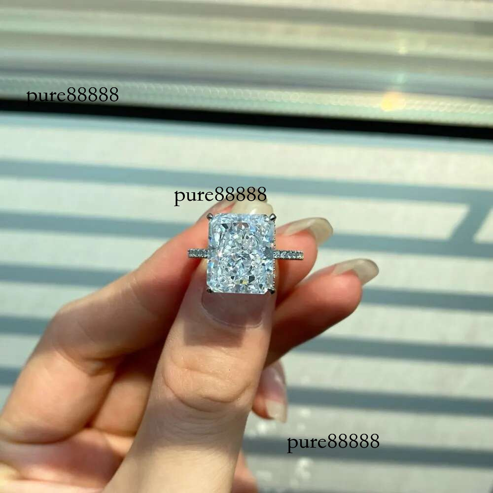 WUIHA Real Sterg Sier Crushed Ice Radiant Cut 8CT White Sapphire Synthetic Moissanite Ring for Women Gift Drop Shipping