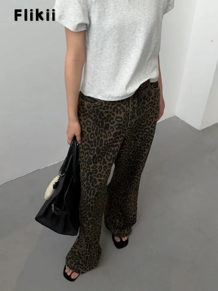 American Retro High Waist Straight Jeans Womens Punk Hiphop Pants Spring Casual Y2K Streetwear Grunge Denim Trouser 250226