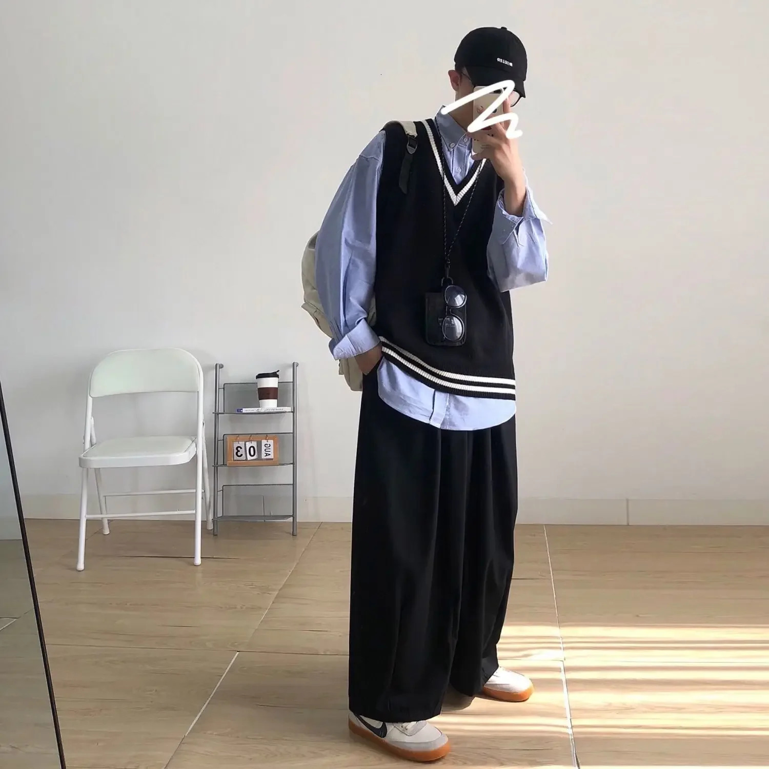 Sweater Vest Men Spring Vneck Japanese Vintage Striped College Knitted Fashion Loose Allmatch Sleeveless Simple Clothing B272 250225