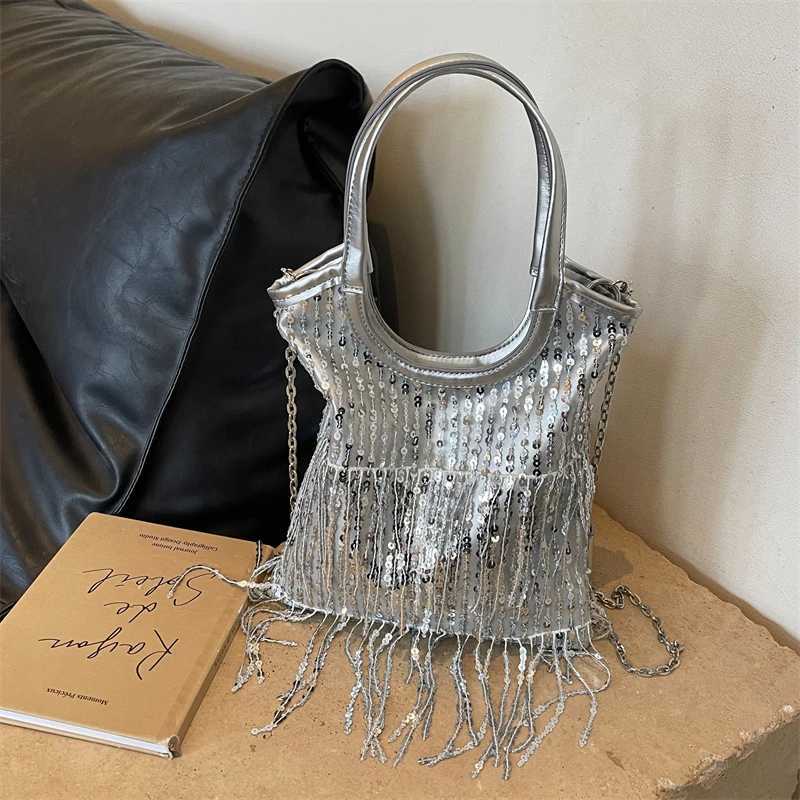 Super Cool Tassel Chains Square Shoulder and Crossbody Bags Hasp Sequined Exquisite Shine Party Handbags for Women 2024 Hot SaleXJ250227