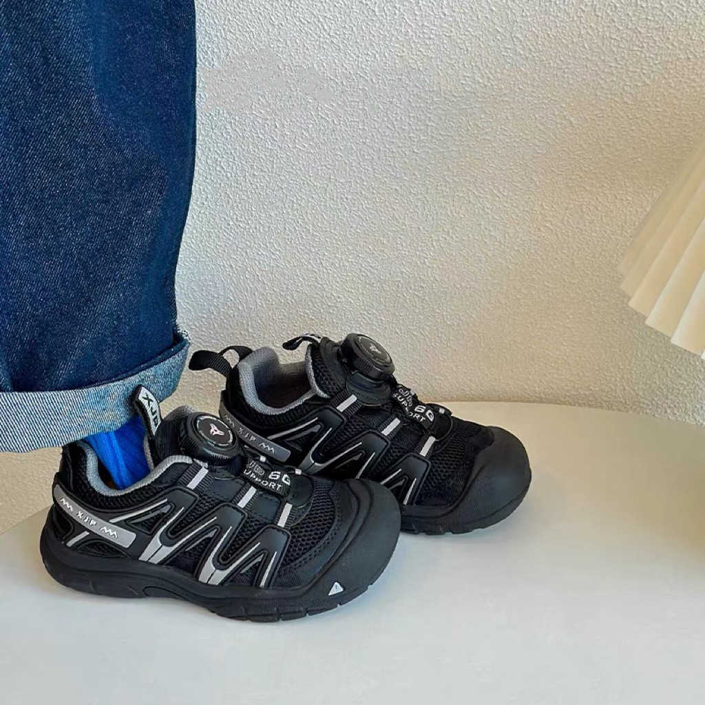 ion childrens sports shoes 2024 Spring and Autumn new style boys outdoor hiking shoes rotating buckle girls breathable running shoes S25226