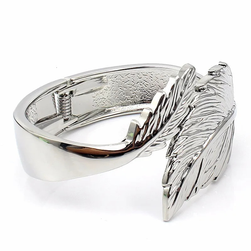 Womens Trendy 2 Tone Gold Leaf Bangle Bracelet Zinc Alloy High Quality Wedding Anniversary Jewelry 250227