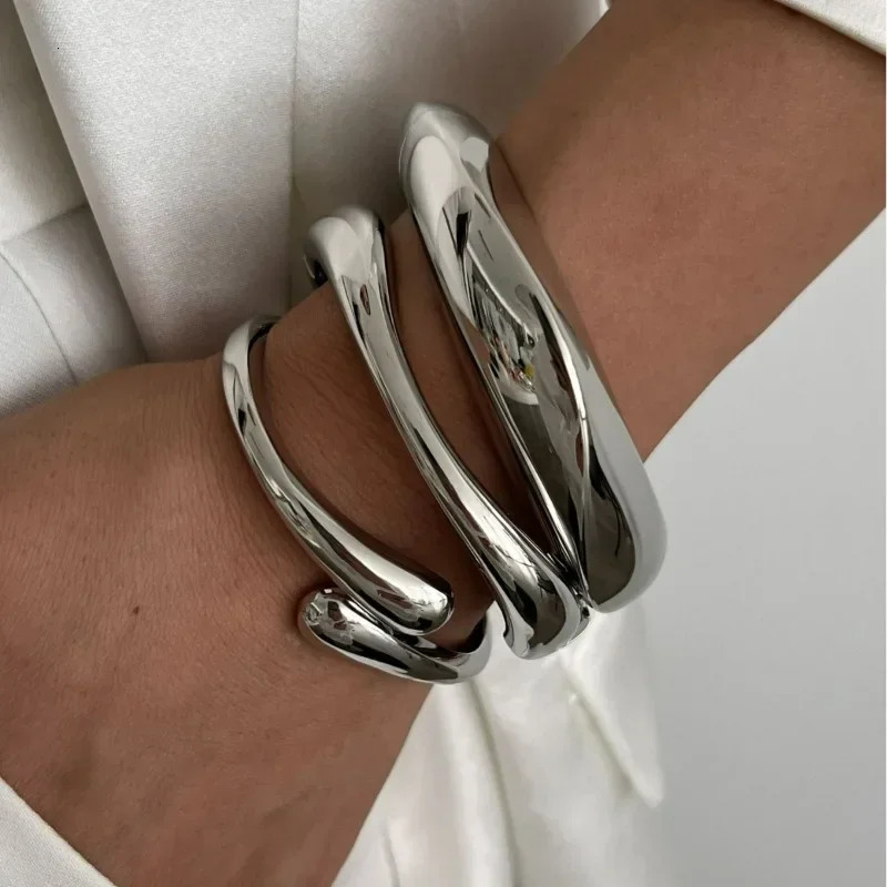 Bracelet for Women Sense Fashion Trend Metal Smooth Water Drop Hug Jewelry Pulseras Mujer Sterling Silver 925 Girl 250227