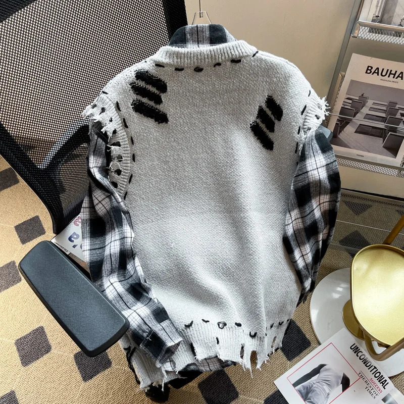 2025 Mens Retro Contrast Knitted Vest for Spring and Autumn Loose Layered Sleeveless Patchwork Sweater W48 250225