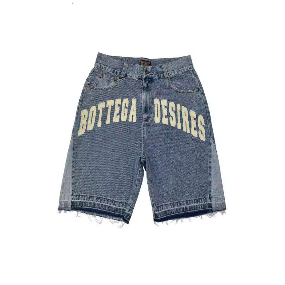 New Men's Explosive Street Loose Five Quarter Pants, Fashionable And Trendy Brand Retro Letter Denim Shorts