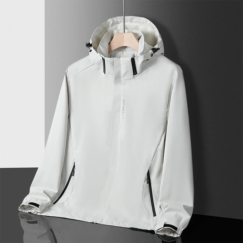 Camping Jacket Coats Men Water Windproof Windbreaker Jacket Male Hiking Clothing Jacket Man Tops Fishing Wearing 250225