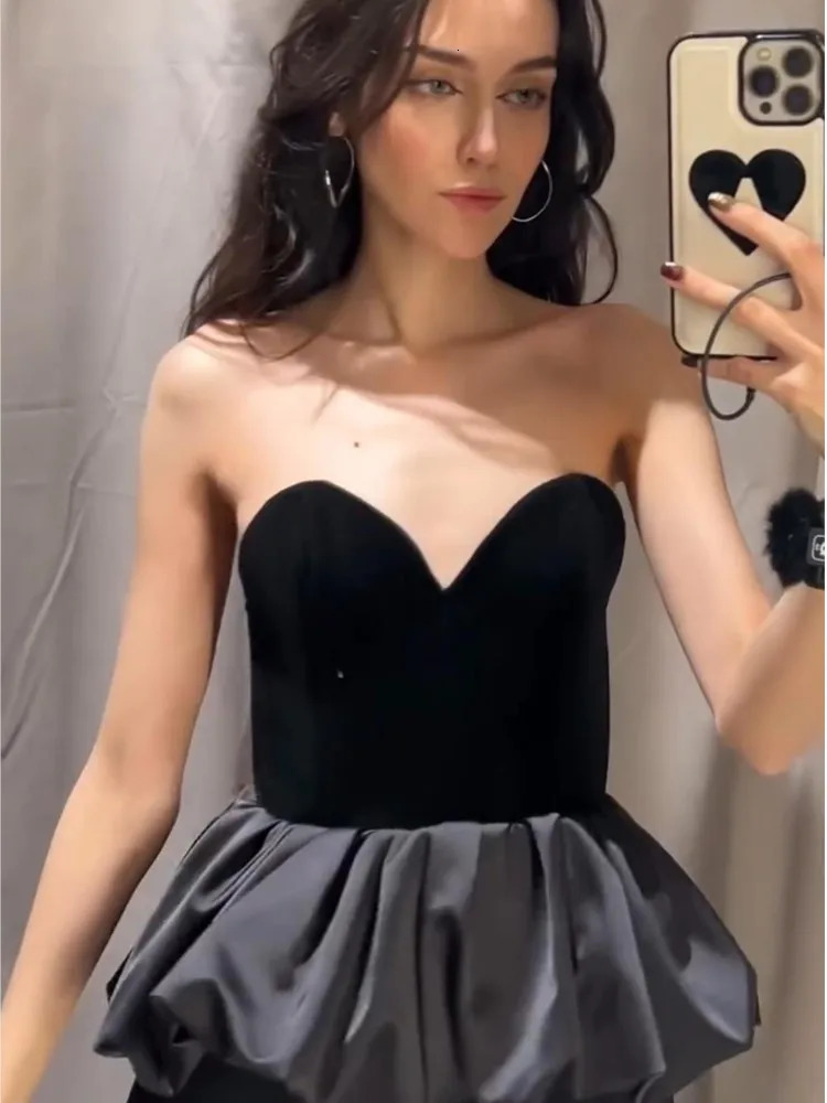 Heart-Shaped Collar Strapless Top Velvet Deep V Sleeveless Slimming Floral Bud Fluffy Hem Blouse Women Solid Color Vest 250226