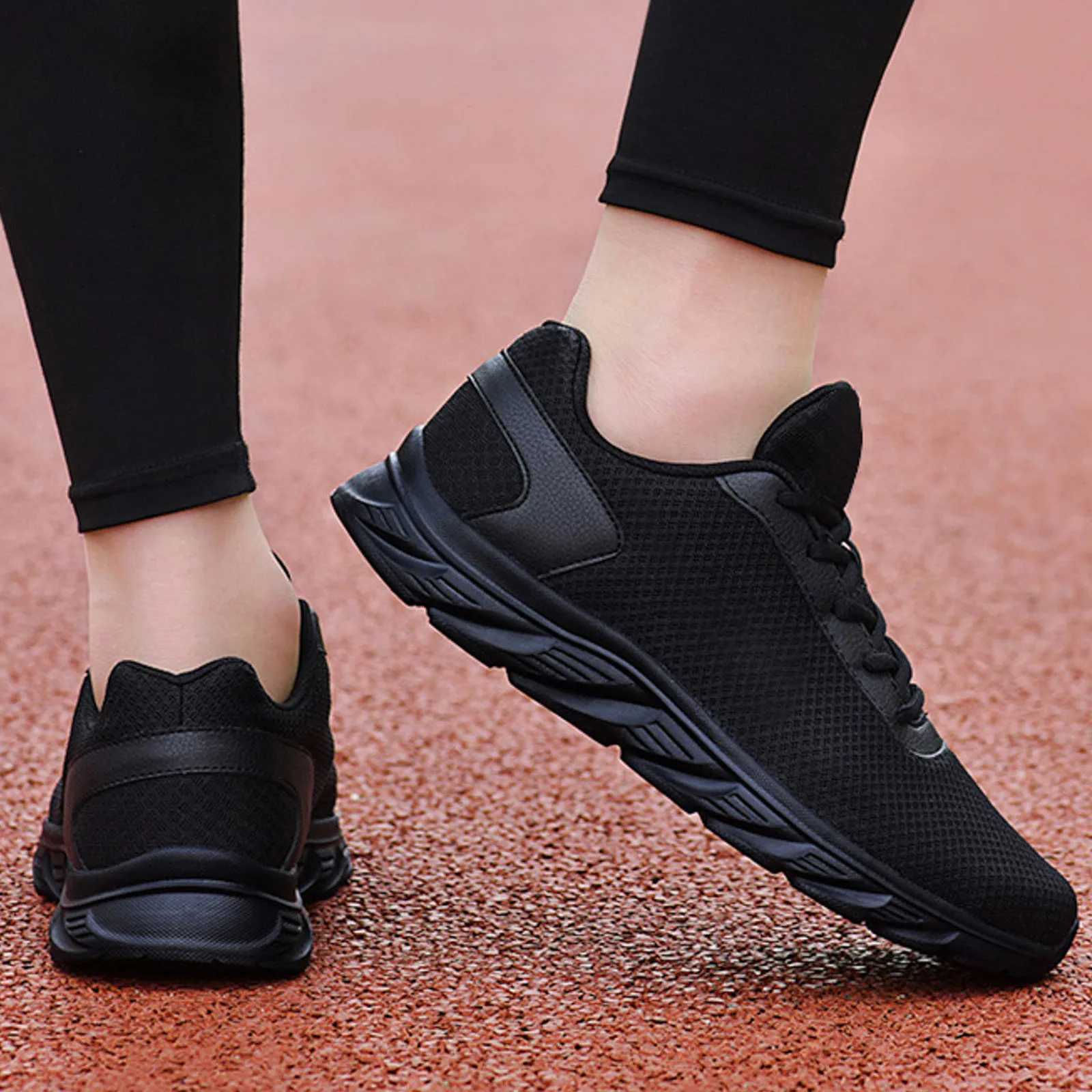Mens Leather Sneaker Sports Shoes Simple Solid Color Fashion Summer New Pattern Mesh Breathable Classic Sneaker Shoes Z250227