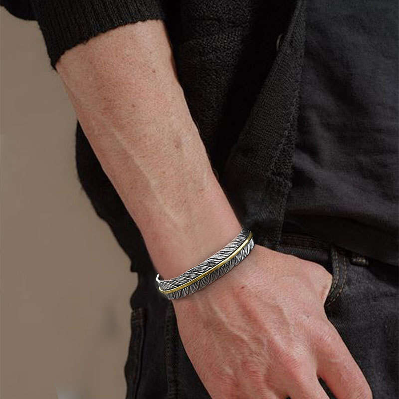 Tang patterned feather men's trendy personality, versatile bracelet with open mouth, hand jewelry accessories