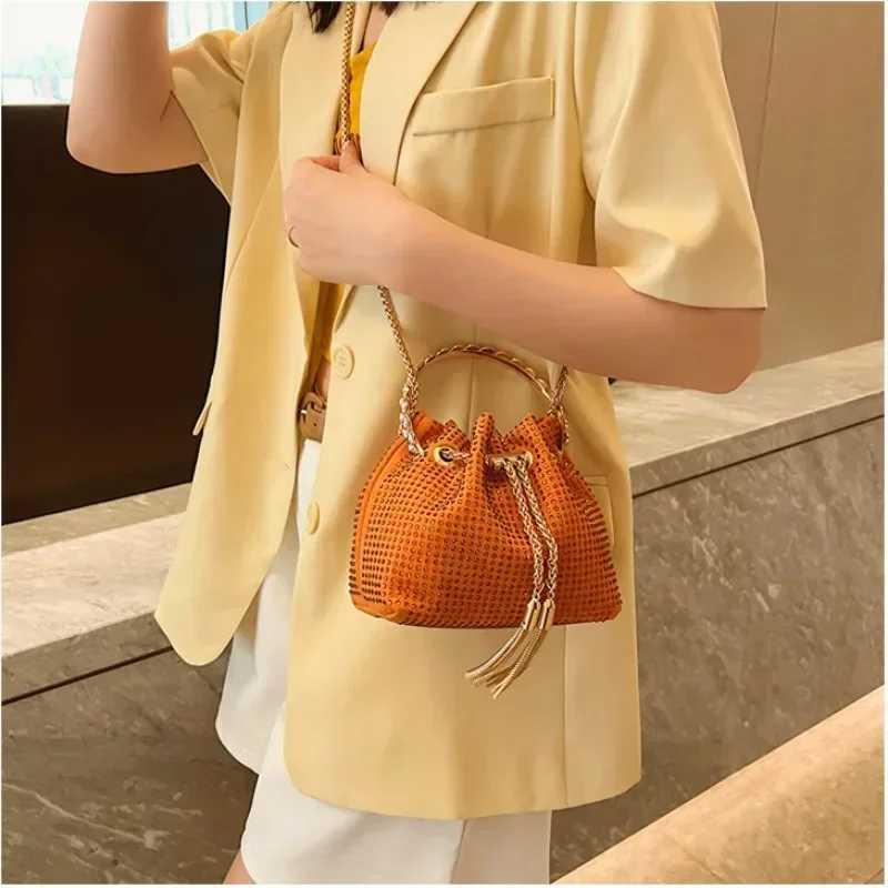 New Arrival Diamonds Tassel Evening CluTCh Bag Women Designer Chain Metal Ring Handle Shiny Crystal Bucket Purse Bridal Wedding Party T250227
