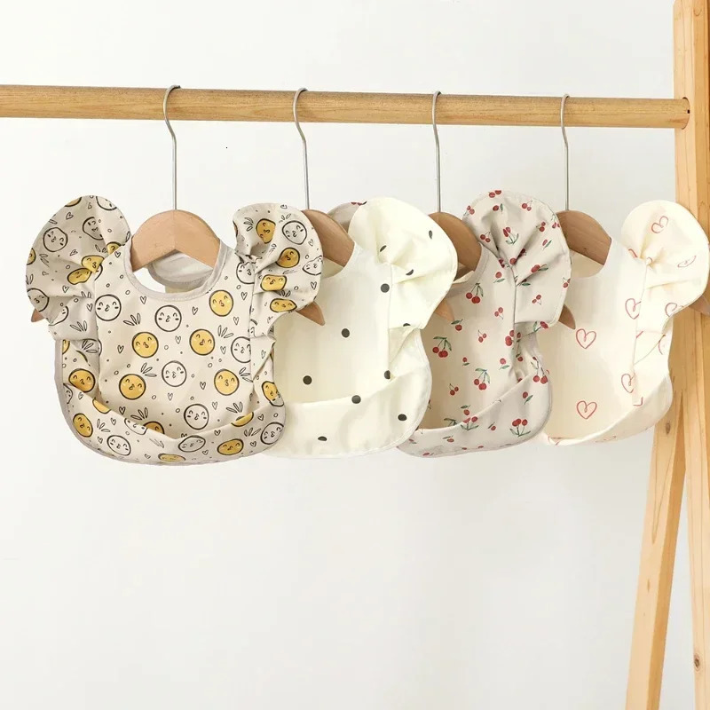Baby Saliva Towel Waterproof Infant Bibs Kids Feeding Eating Apron Boys Girls Ruffle Towel Toddler born Cartoon Burp Cloths 250227