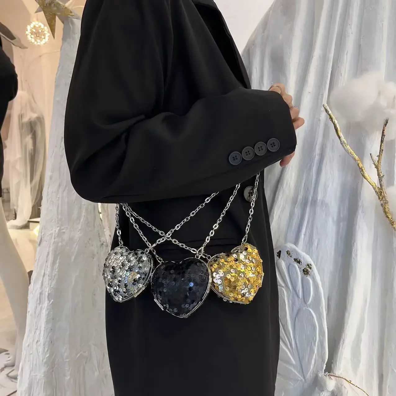New Arrival Fashion Heart Lipstick Pack for Women New Sequin Shoulder Bags Designer Chain Mini Crossbody Bag T250227