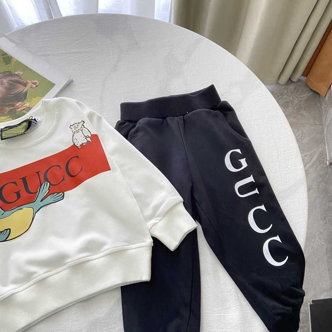 Clothing Sets Boys and Girls Spring and Autumn Set 2025 New Style Mens and Womens Middle and Large Childrens Trendy Cotton Printed Design Spring and A