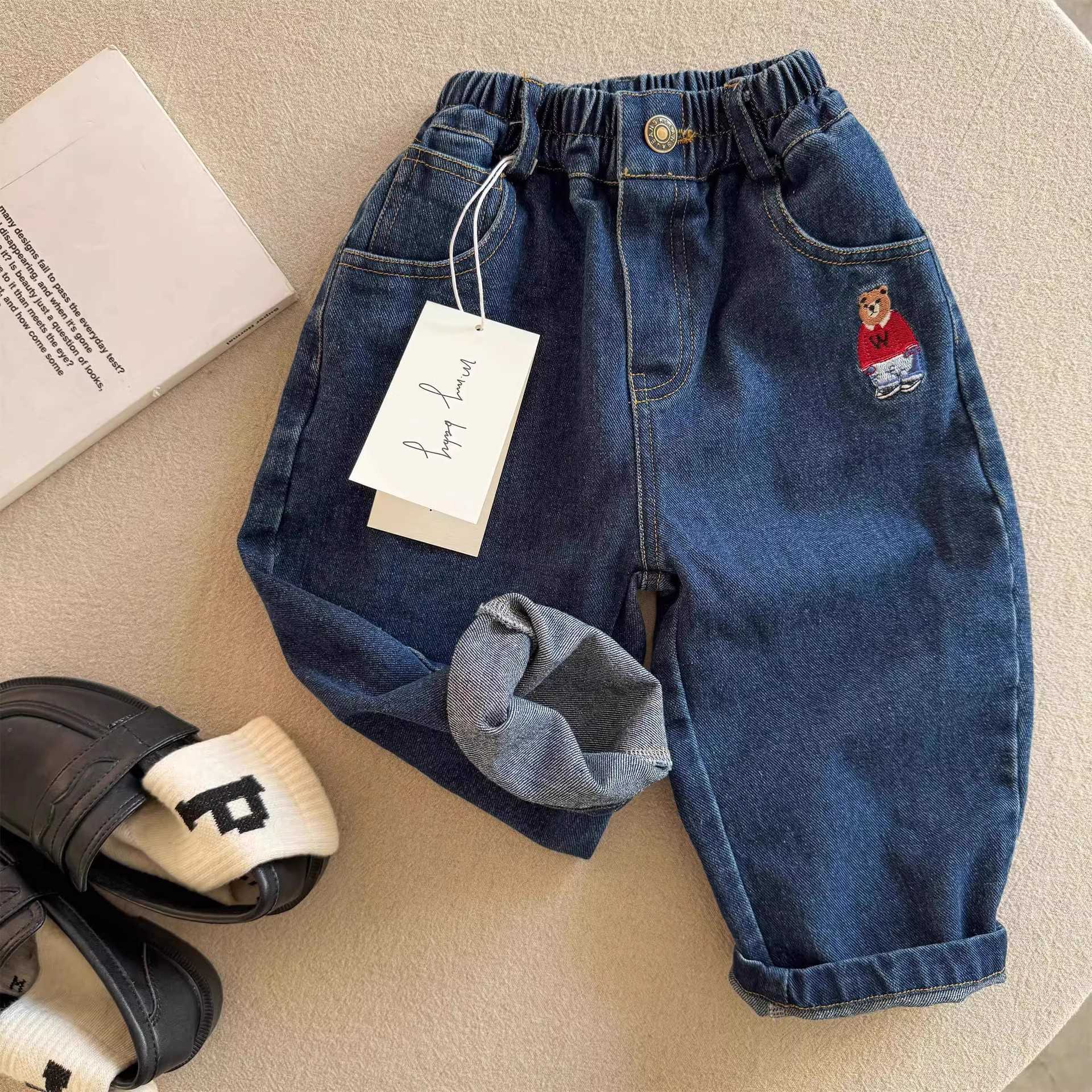 Jeans New style of childrens pants baby girl jeans Korean version boys straight leg pants outer pants childrens jeans spring and autumn teddy bearY250