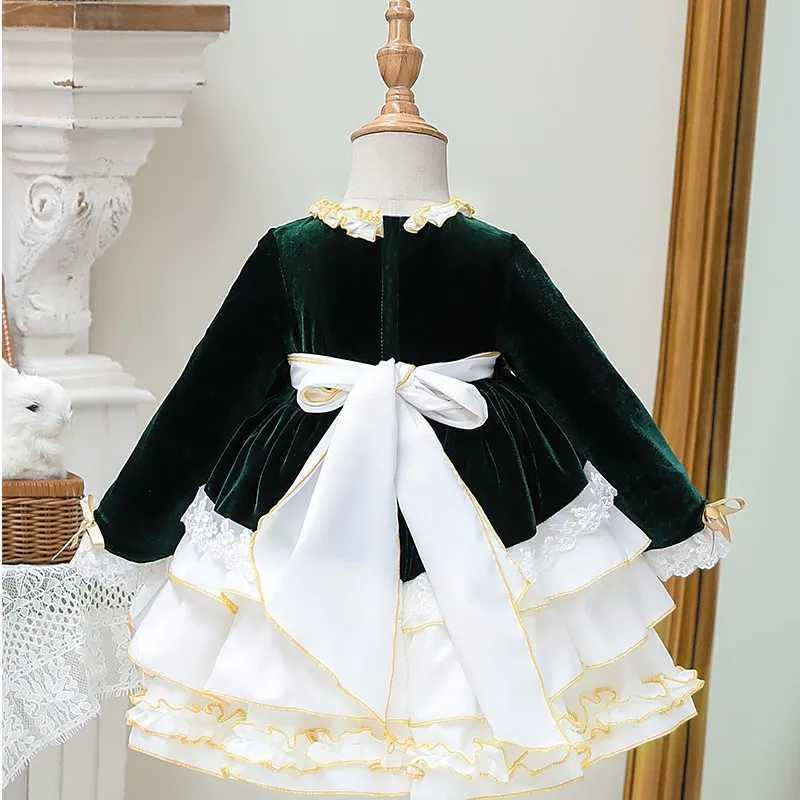 Girl's Dresses Baby Girl Princess Lace Velvet Dress Fleece Inside Infant Toddler Child Warm Bow Dress Birthday Xmas Party Baby Clothes 1-14Y Y250