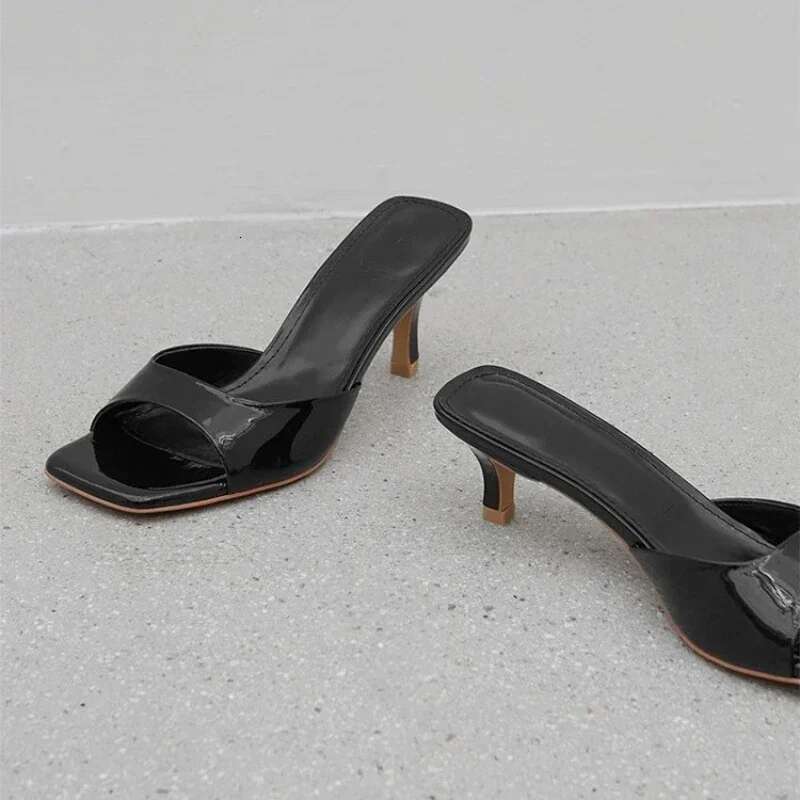 2025 Summer New Sexy And Versatile Fashion Plus Size Square Toe Slim High Heels Designer Sandals For Women Outdoor Casual Slippers High Heels