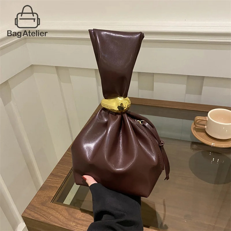 Personalized PU Soft Leather Clutch Vintage y ner Womens Pleated Mini Bucket Bag Side Zip Party Evening 250226