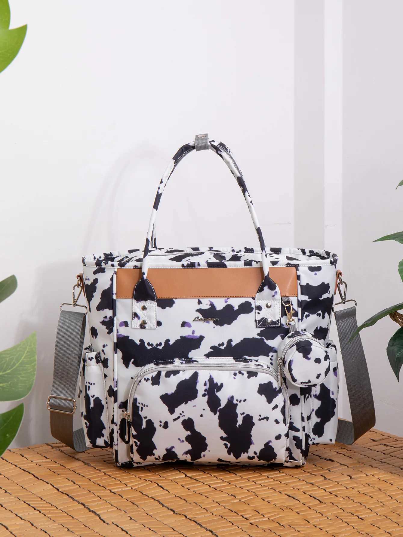 Diaper Bags Large Maternity Bag for Baby Diaper Maternal Mommy Bag Quilted Nappy Maternity Packs Toiletry Labour Luggage Bag Mom Travel Tote Y2502271K
