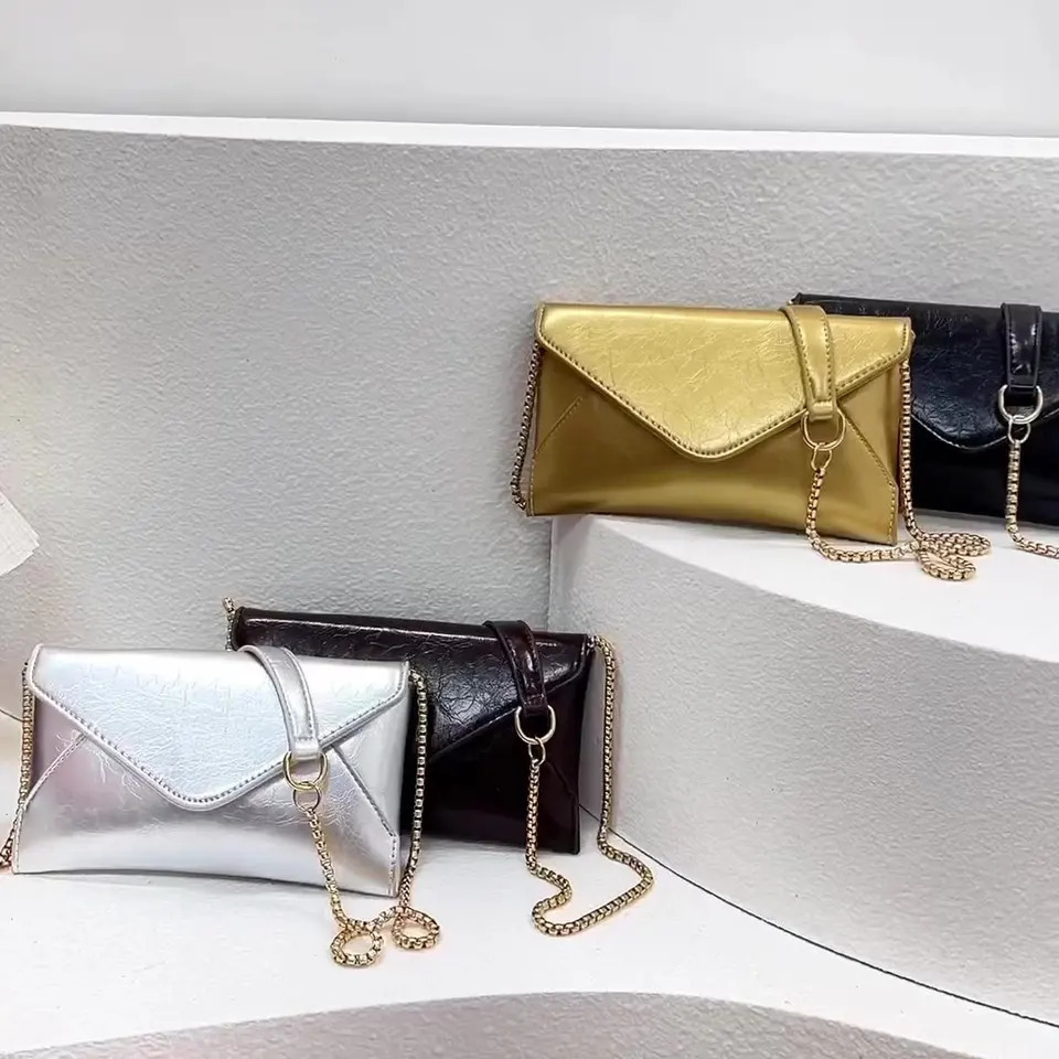 Ship from US Korean version shoulder chain bag for women fashionable and stylish envelope crossbody versatile change phone 250227FBB