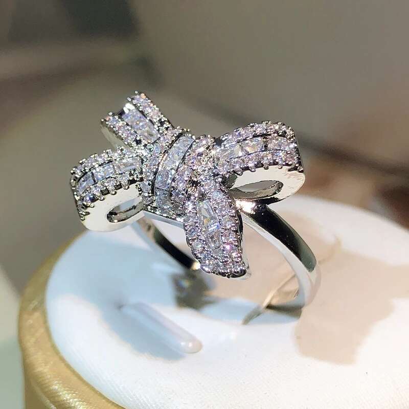 Sier Color Bowknot Bow Knot Bg Zircon Stone Rings for Women Fashion Wedding Engagement Jewelry