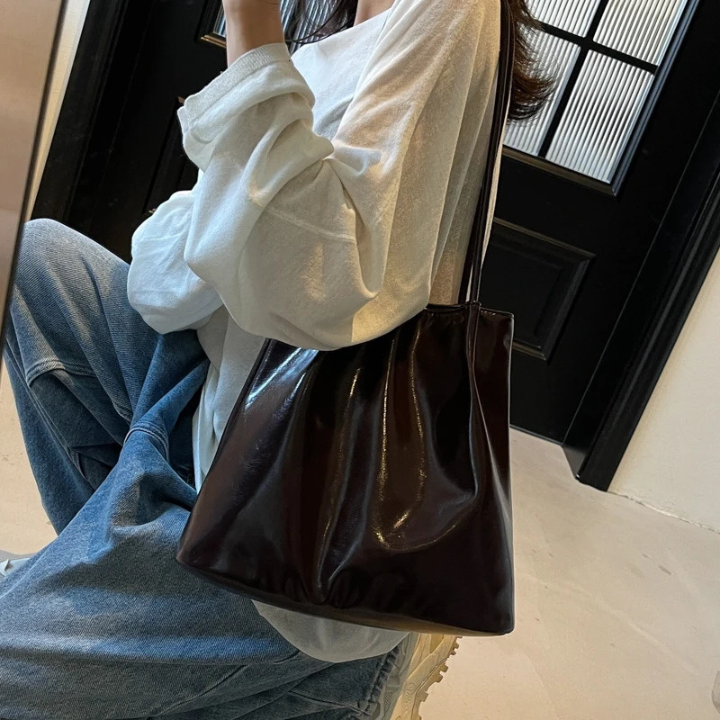 Ship from US Women PU Simple Carrying Bag Large Capacity Trendy Tote Handbag Solid Color Chic Hobo Soft Commuting Ladies Shoulder 250227FBB
