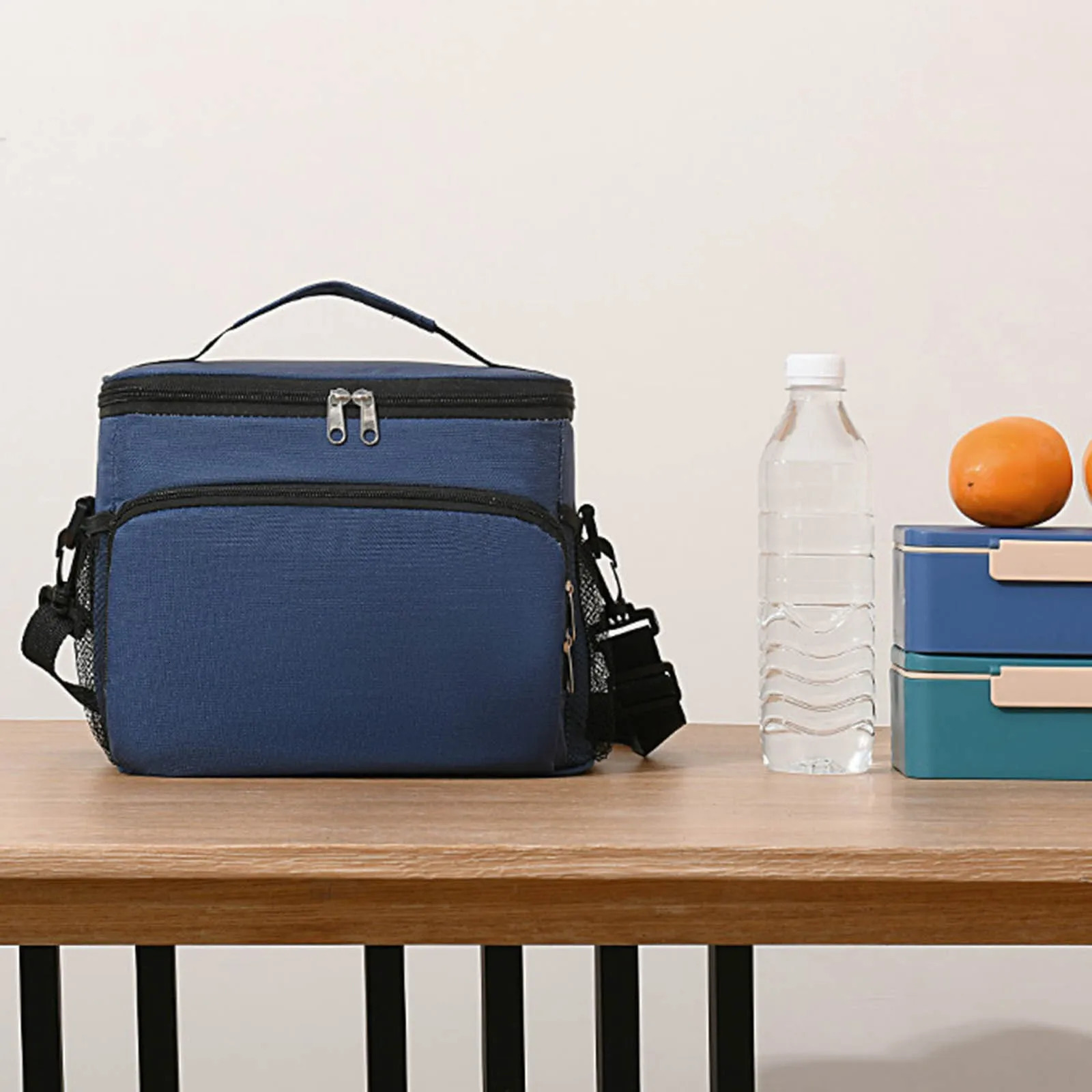 Ship from US Large capacity bag portable lunch box aluminum honeycomb packaging reusable food storage and silicone lid 250227FBB