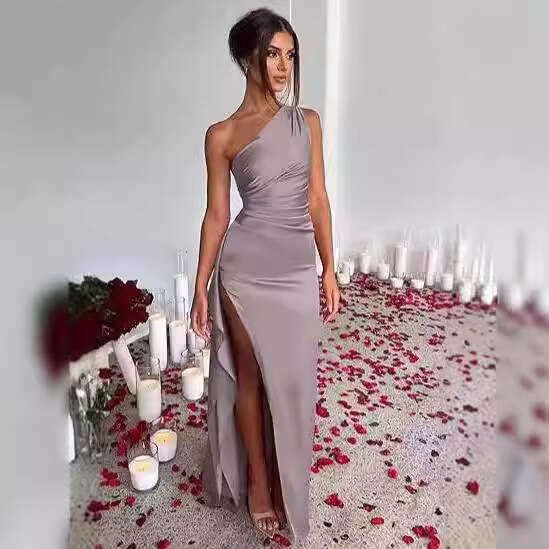 Single shoulder pleated slit sexy satin dress with European American summer temperament, slim fit solid color, long 2025 new style, chic and elegant c