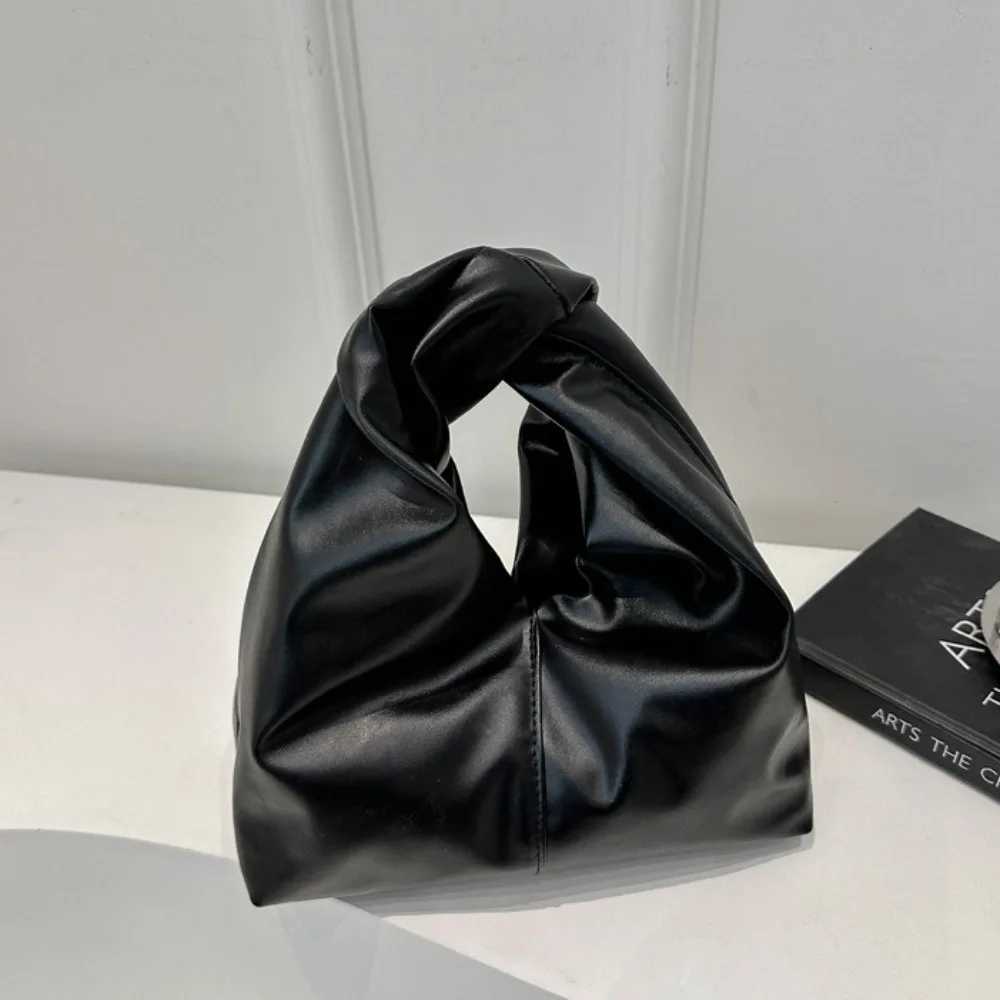 2024 New PU Leather Tote Bags for Women Luxury Niche Design Hobo Bag Women Handbag Simple Pleated Stylish Cluh BagXJ250227