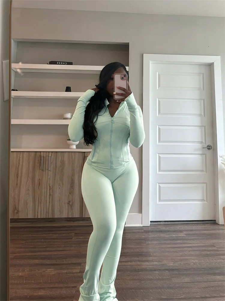 Autumn and Winter Long Sleeve Zipper Crop Top Track and Field Wear Womens Set Fashion Pants Soil 2-piece Set 250222