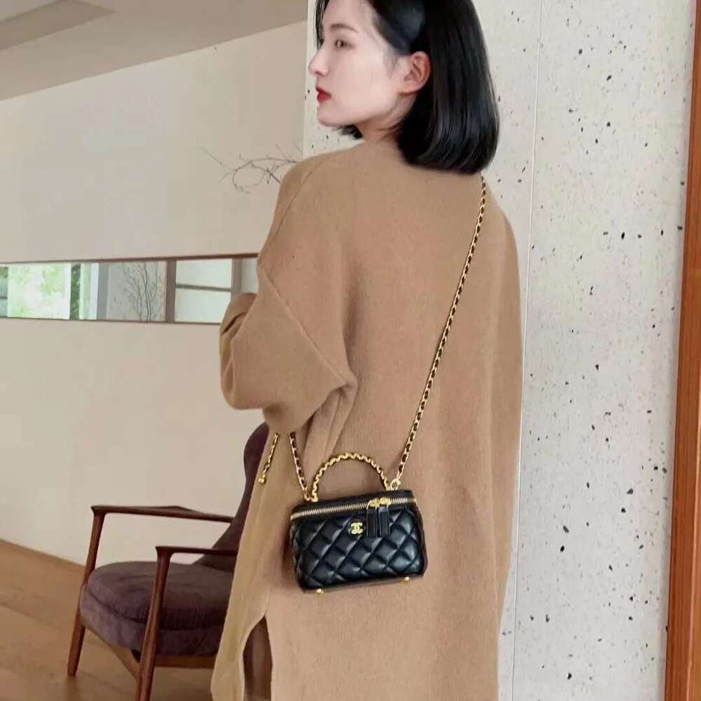 New Women's Tweed Style Handbag Crossbody Chain Small Size Box Bag Motorcycle Equipment Accessories From China