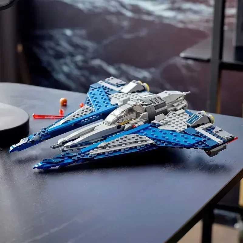 75316 Cpatible Mandrian Starfighter 544PCS with 3 Dolls Space Fighter Spaceship Model Adte Sets Building B Toy Gifts Y250227