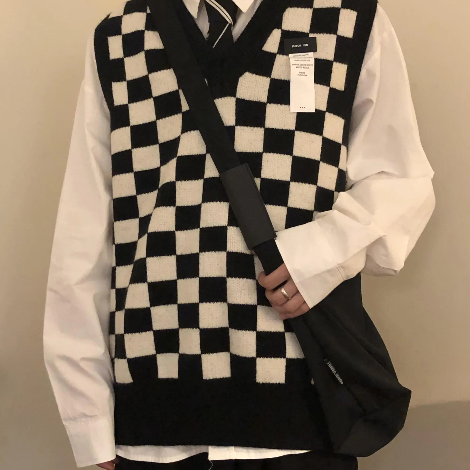 Autumn mens clothing plaid and womens sweaters retro Vneck sleeveless plain knit sweater vest 250225
