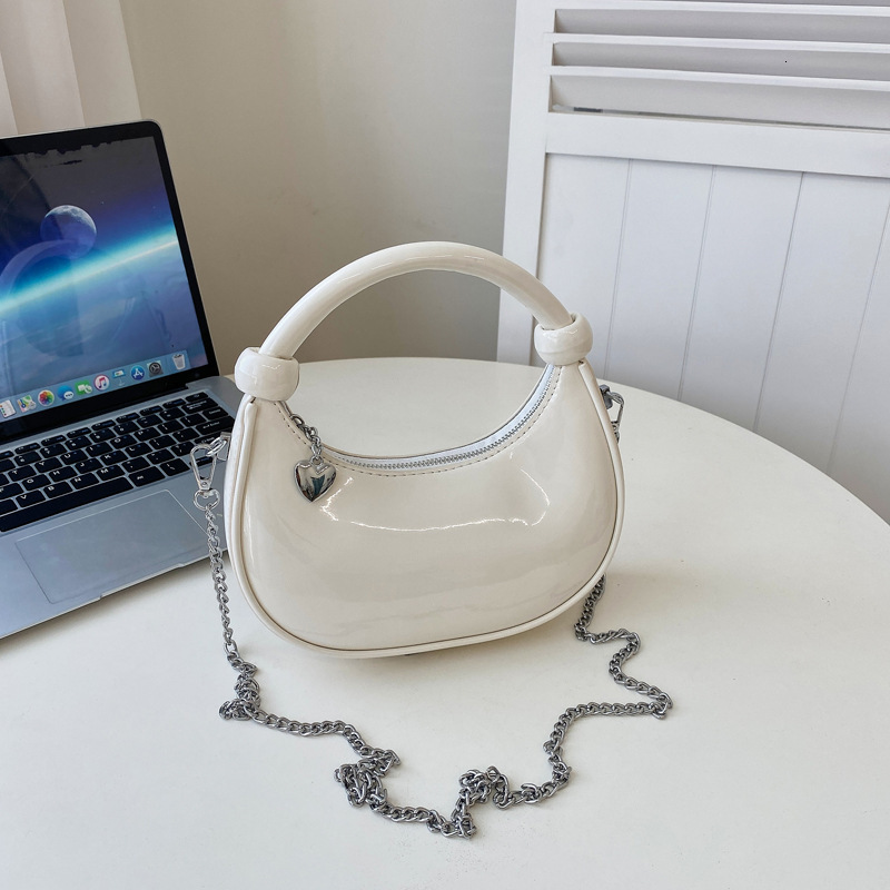 designer Spring New Single Shoulder Underarm Women's Korean Edition, Niche Crescent Bag, Trendy Half Moon Saddle