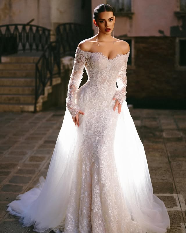 Illusion Bodice Sexy Mermaid Off Shoulder Satin Wedding Dresses With Detachable Applique Beading Lace Tiered Skirts Vestidos De Novia African Bridal G