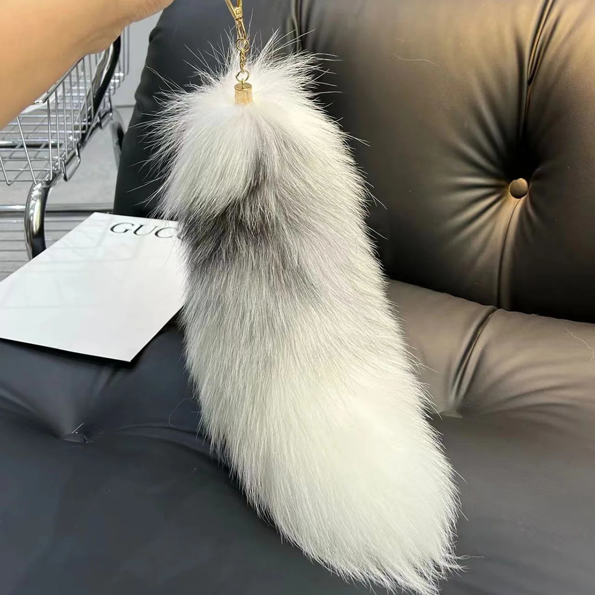 Fox Fur Tail Large Long Natural Fur tail Keychain Pendant Cosplay tail Cute Wolf Fox Tail Fur Car Keychains For Women 250227